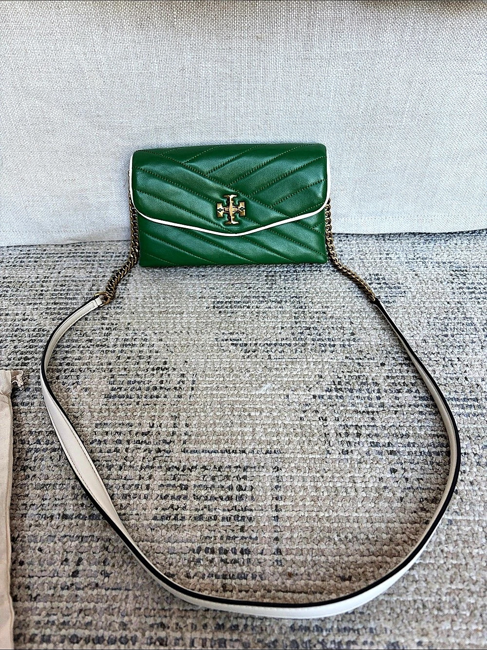 Tory Burch Kira Chevron Green & White Crossbody Chain Wallet